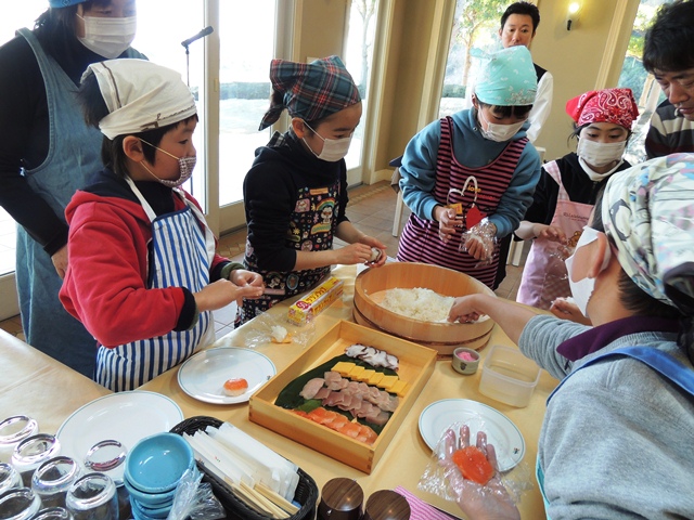 勝浦ロータリークラブ様主催「料理教室」が開催されました。②