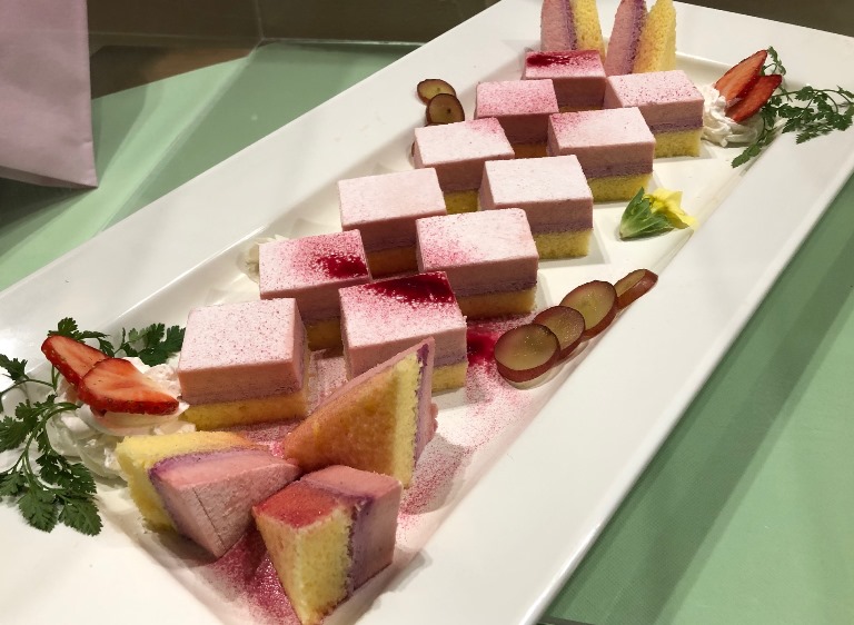 ~ 本日のディナーバイキングのデザート ~