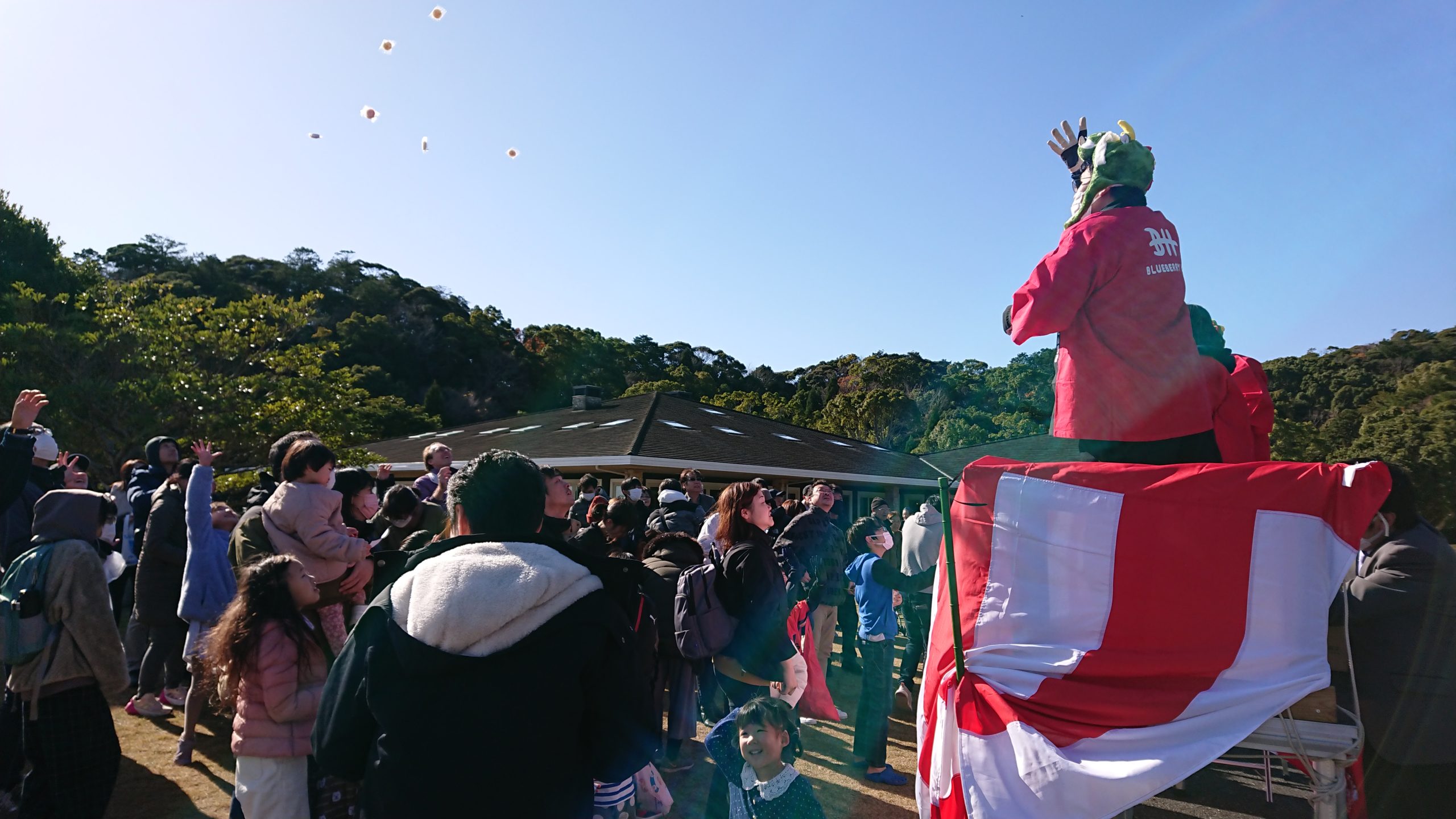 2024年1月1日(月)~新春 餅まき~